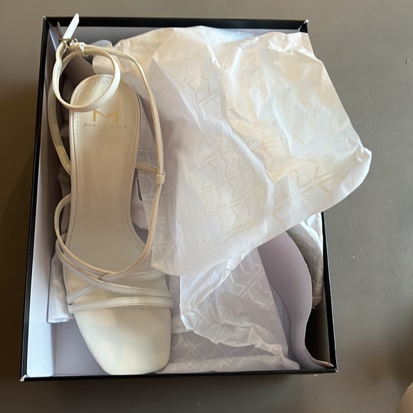 Marc Fisher LTD Edalyn Ankle Strap Sandal - Picture 3 of 8